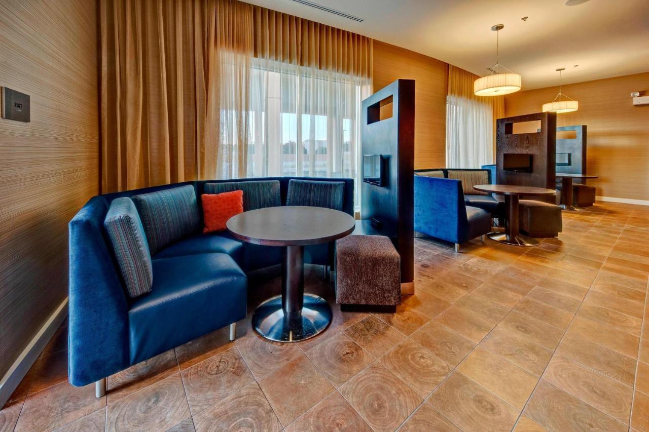 Courtyard By Marriott Westbury Long Island Hotel Kültér fotó