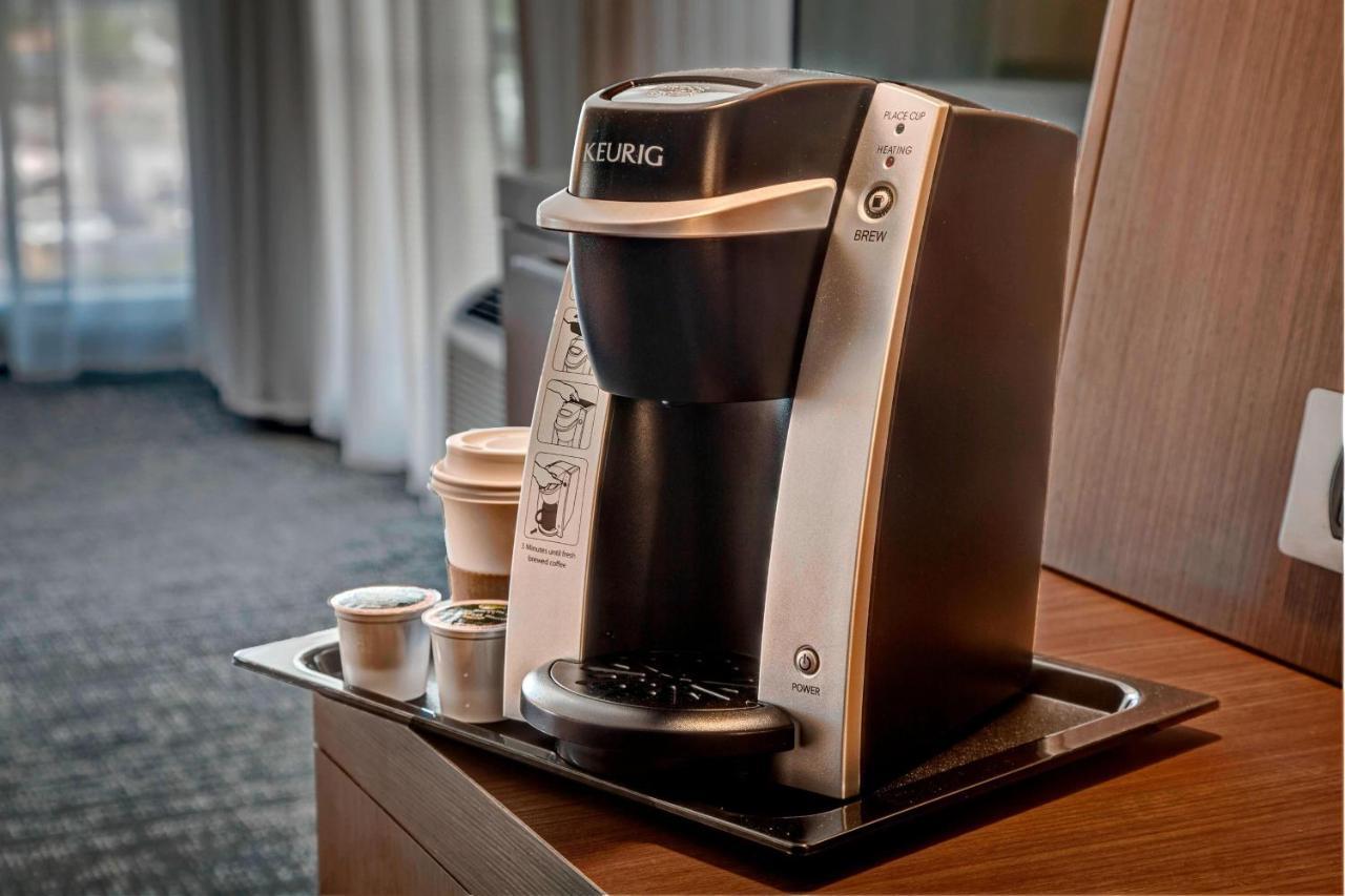 Courtyard By Marriott Westbury Long Island Hotel Kültér fotó